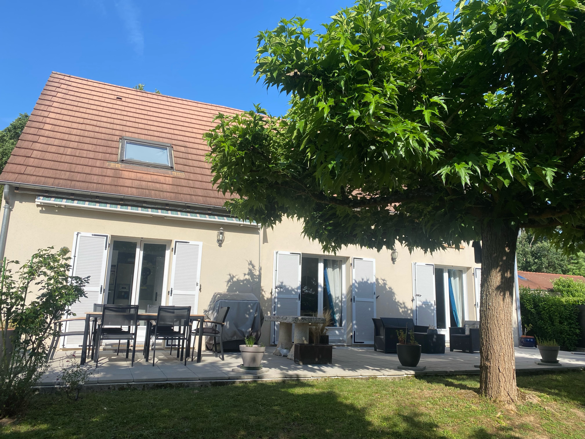 MAISON 6 PIECES EN PARFAIT ETAT